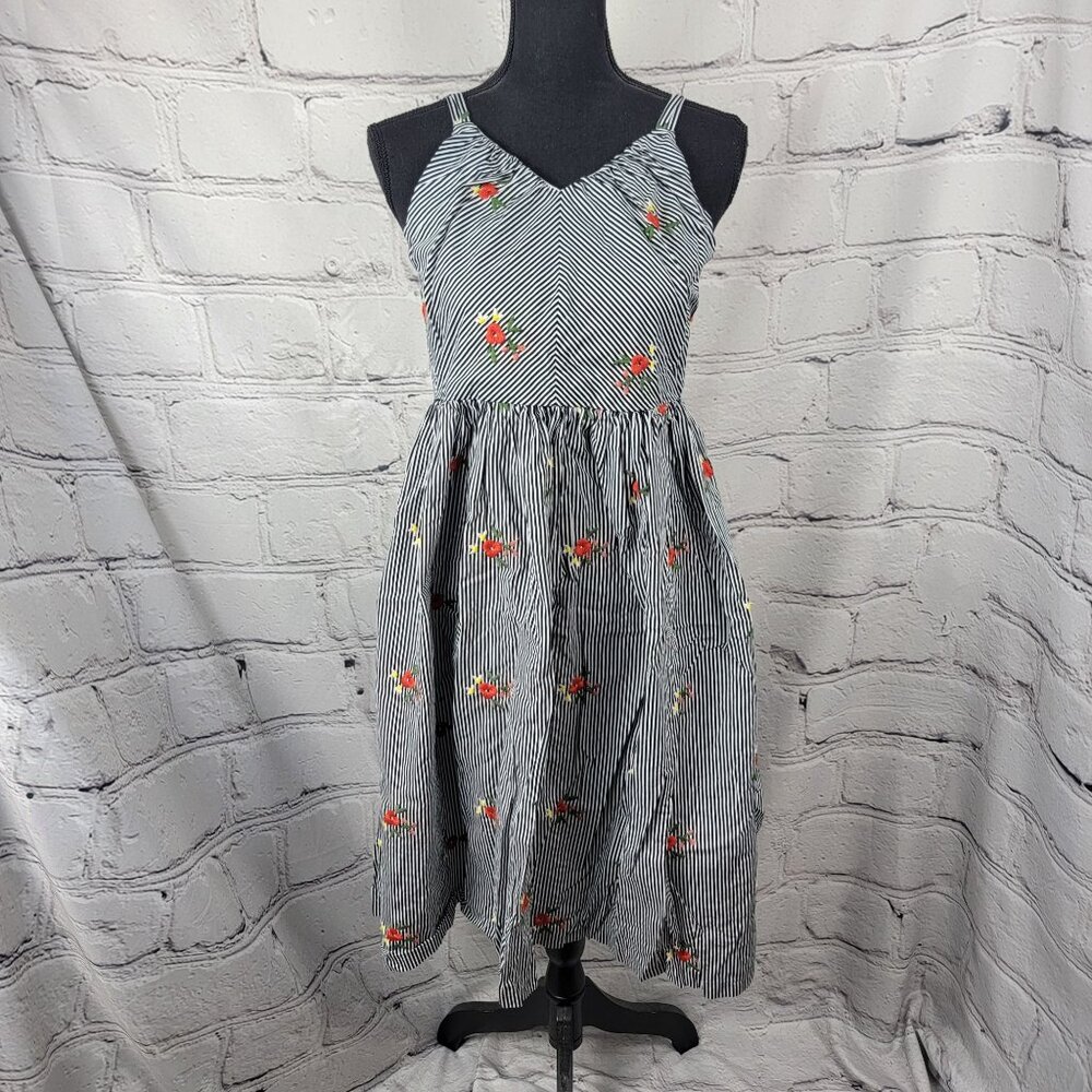 Pastourelle by Pippa and Julie Big Girls Embroidered Flower Stripe Summer Dress